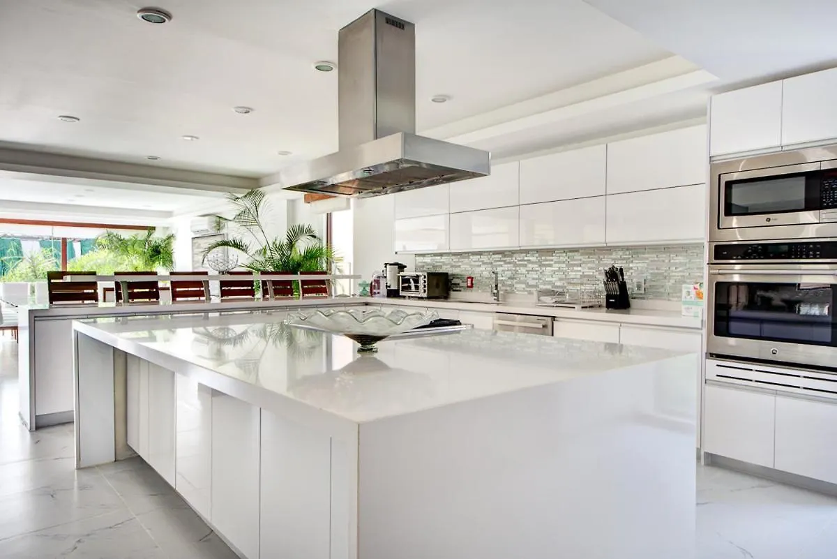 Poblado De Apoyo Diamont Villa Sleeps 22 With Pool And Air Con Playa del Carmen 0*,  Mexico