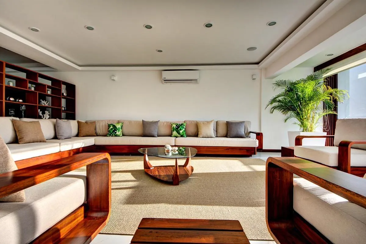 Poblado De Apoyo Diamont Villa Sleeps 22 With Pool And Air Con Playa del Carmen