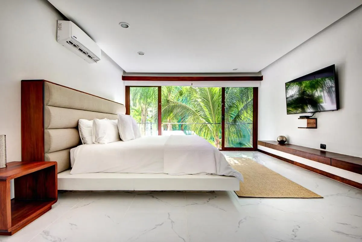 Poblado De Apoyo Diamont Villa Sleeps 22 With Pool And Air Con Playa del Carmen Mexico